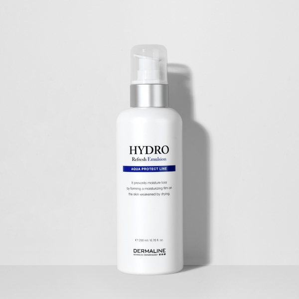 Профессиональная ультраувлажняющая эмульсия для сухой и обезвоженной кожи Dermaline Hydro Refresh AQUA Emulsion